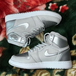 nike tokyo size uk 6 us 8 1/2